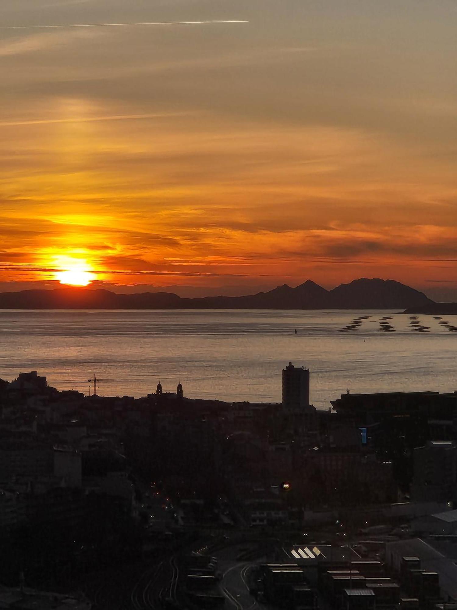 Vistasaragon Lägenhet Vigo Exteriör bild